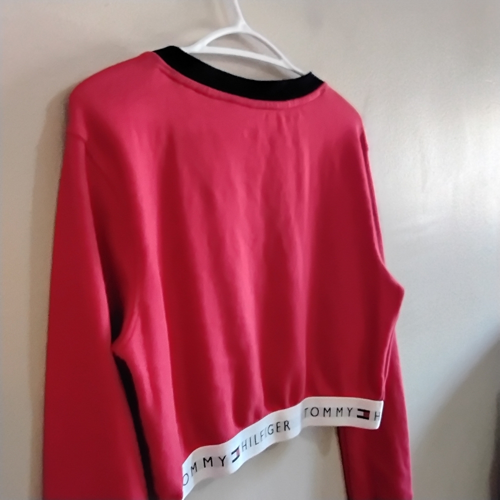 Vintage Tommy Hilfiger Red Cropped V-Neck French Terry Long Sleeve – Medium EUC - Picture 11 of 16